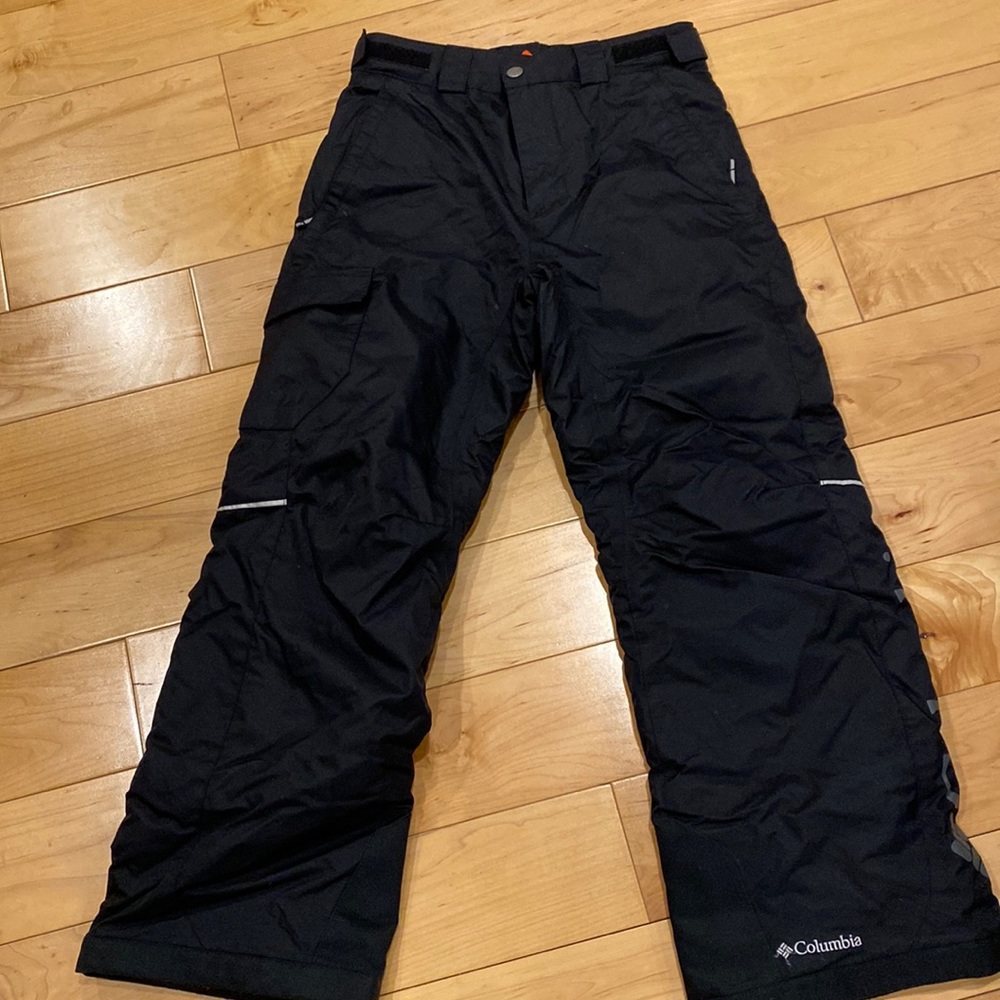 Boys black Columbia Omni-Heat snow pants. Sz M